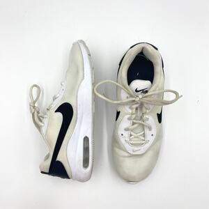 Nike Air Max Oketo Sneakers